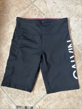 Black Athletic Bike Shorts with Side Pocket